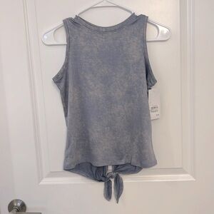 Zella size 10/12 workout top